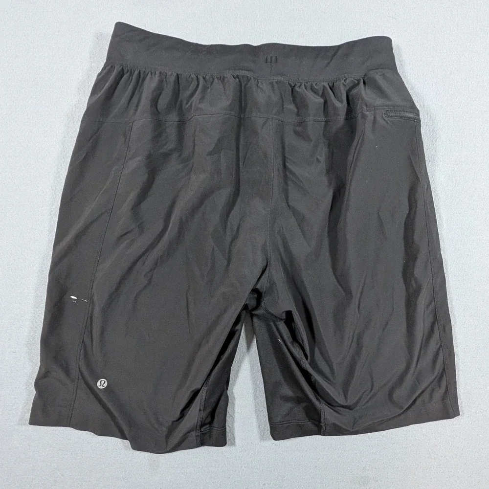 Lululemon Pace Breaker Shorts Mens Size Medium Active Running 11